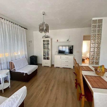 Apartments Iva Alla トロギール エクステリア 写真